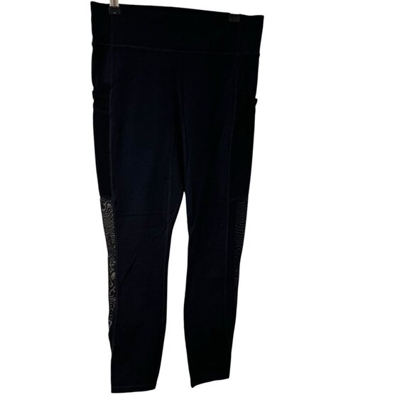 Fabletics Trinity Motion365 Mid-Rise 7/8 Pocket Mesh Legging Size Medium Black - Picture 2 of 8